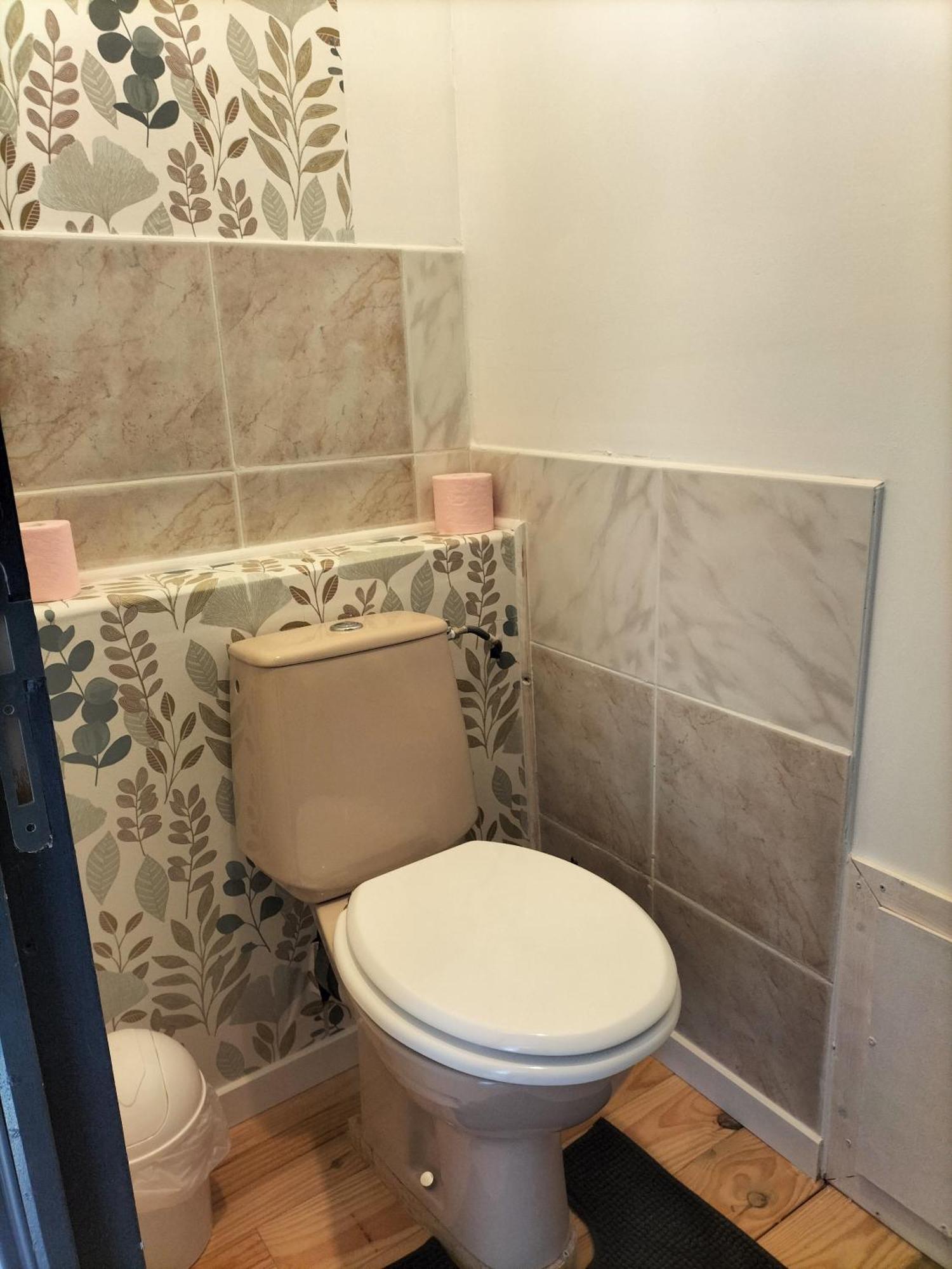 Les 2 Tours Otel Chenay  Dış mekan fotoğraf